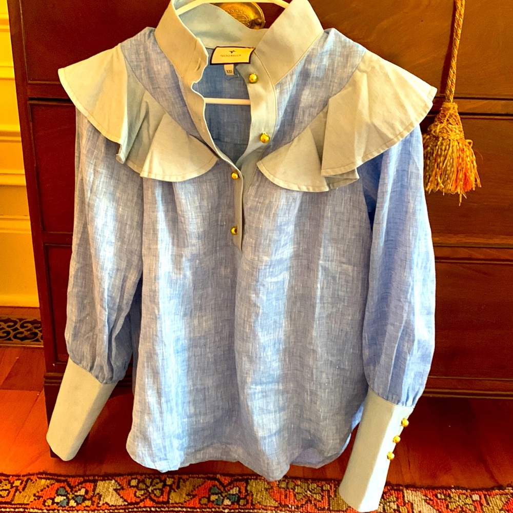 Womens Tuckernuck blouse xxs